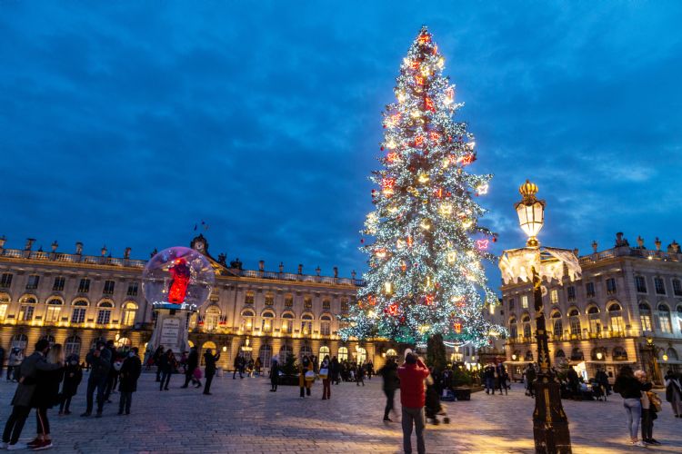 Place Stanislas de Nancy à Noël