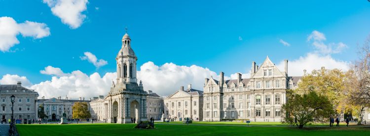 Campanile du Trinity College à Dublin